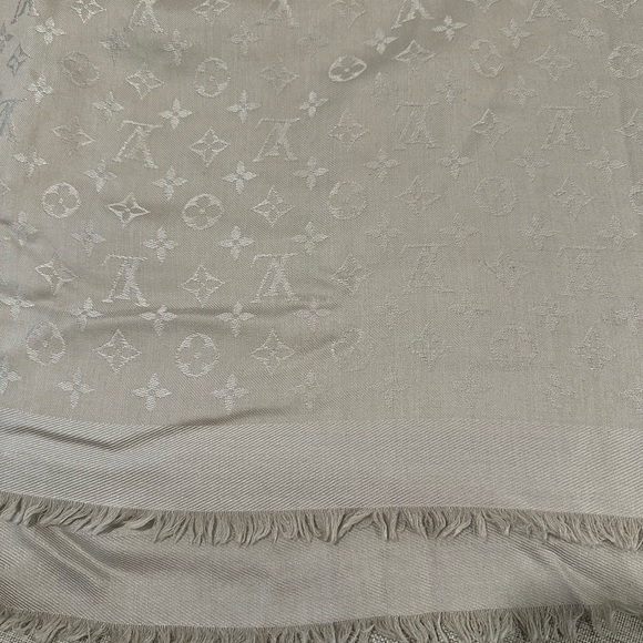 Original Louis Vuitton Shawl Greige - Picture 7 of 10